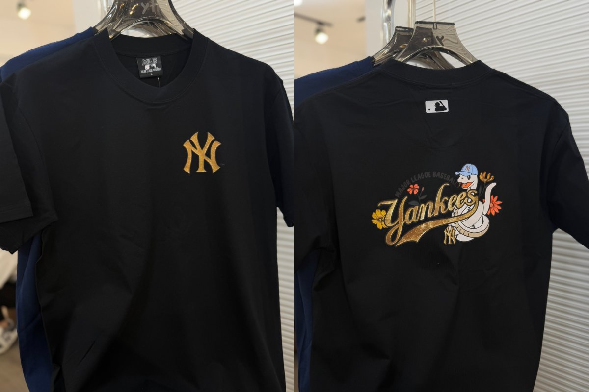 MLB Yankees Classic Logo Print T-Shirt White view