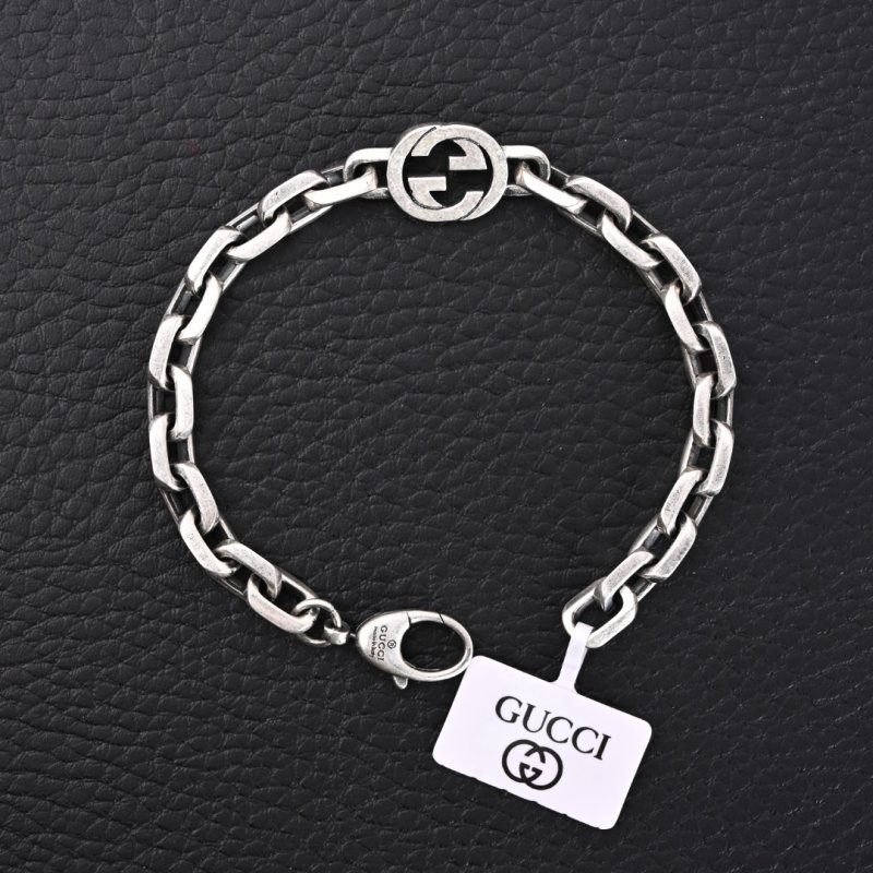 Gucci Interlocking G Chain Bracelet Silver