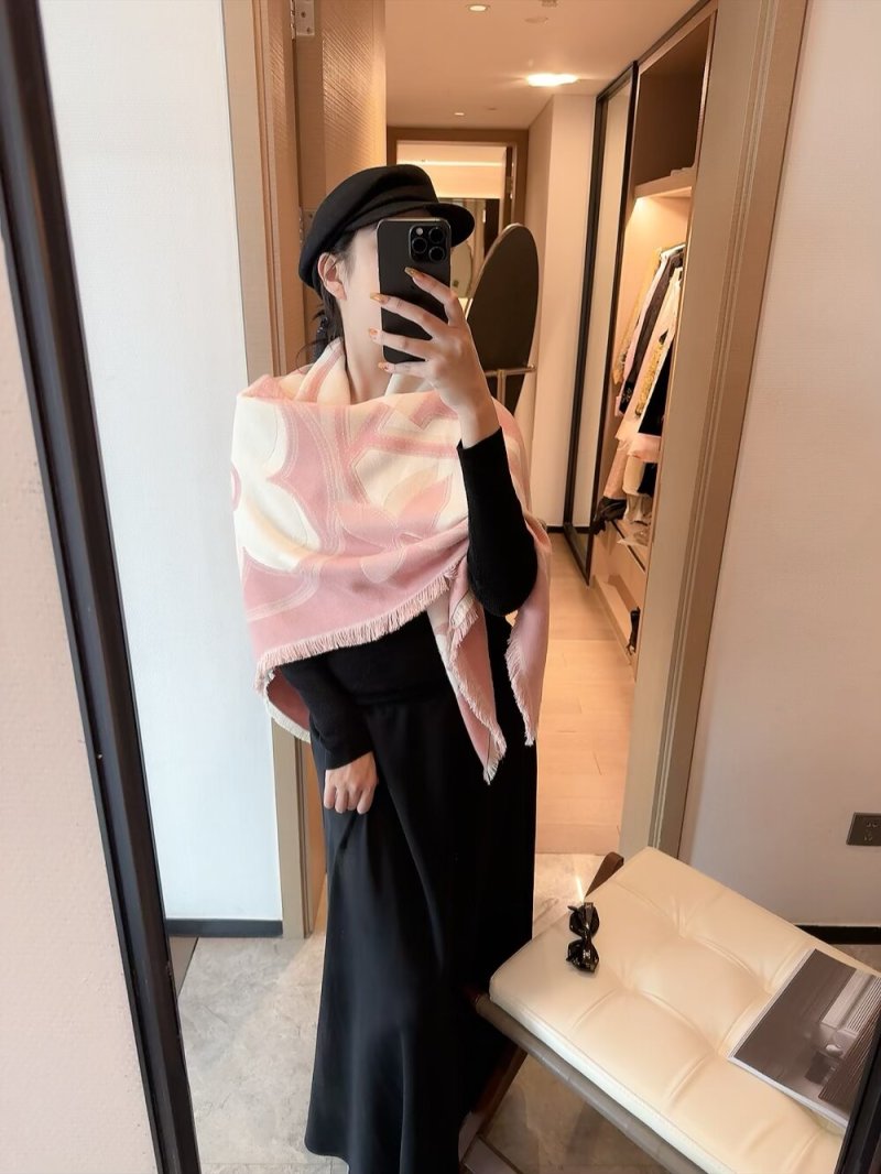 Louis Vuitton Monogram Border Square Scarf Pink 140x140cm