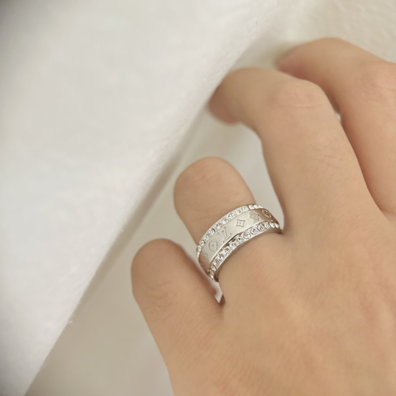 Louis Vuitton Crystal Double Row Diamond Ring Silver view