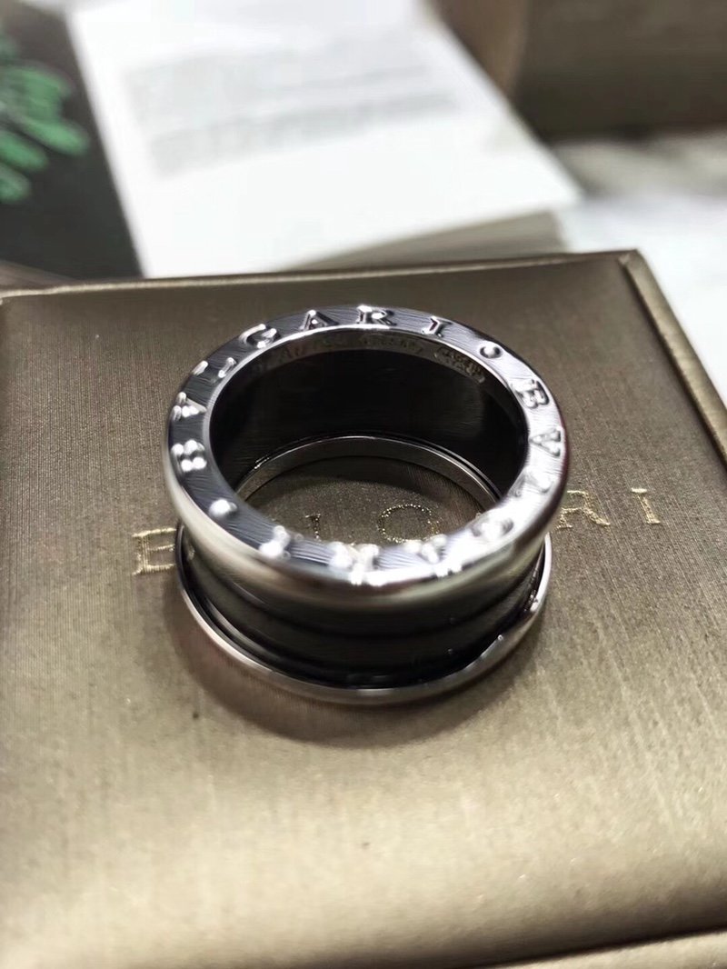 Bvlgari B.Zero1 Classic Ceramic Spring Couple Ring view