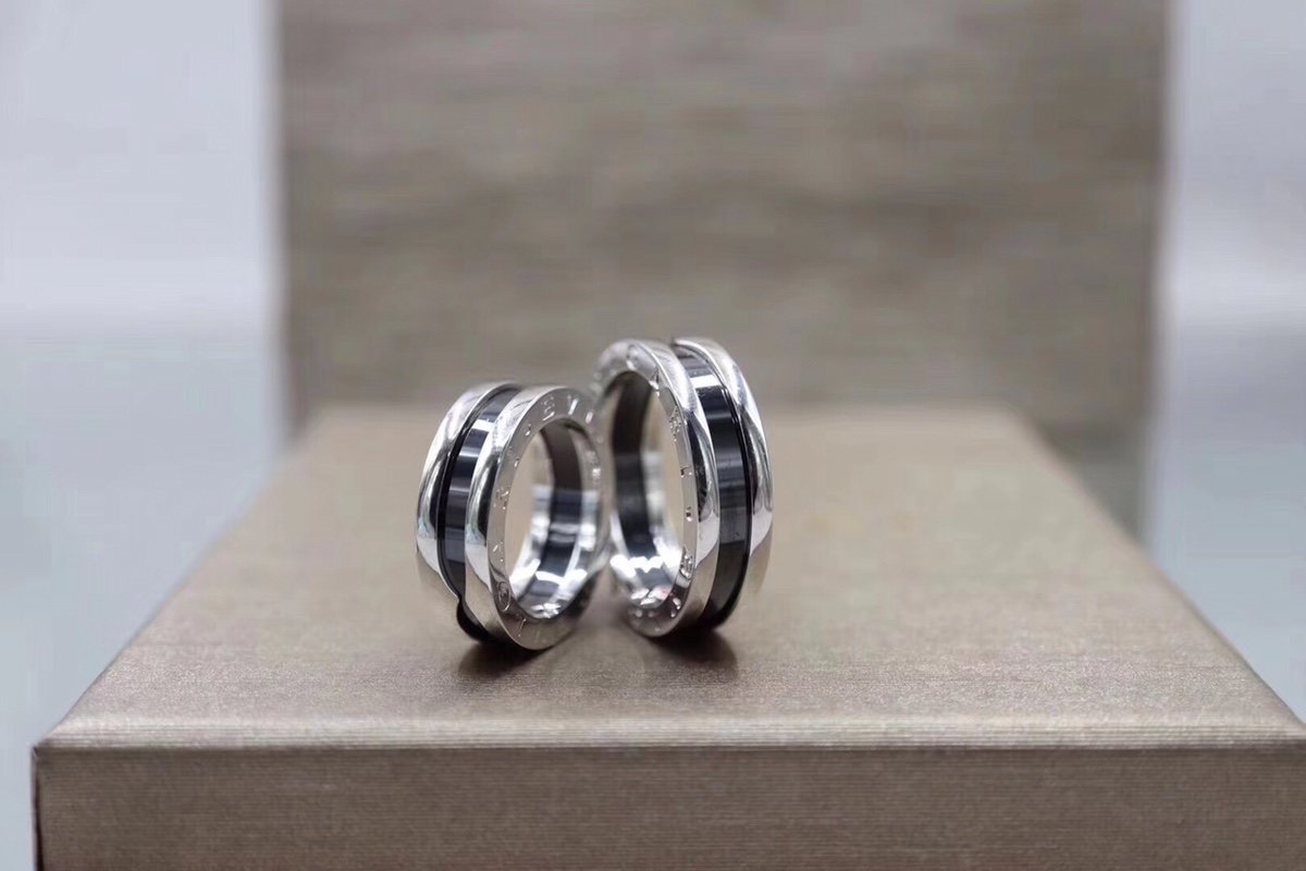Bvlgari B.Zero1 Classic Ceramic Spring Couple Ring view