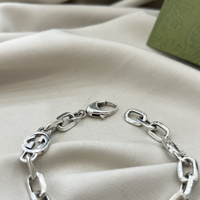 Gucci Double G Interlocking Chain Bracelet Silver view