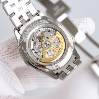 Jaeger-LeCoultre Master Calendar Silver Dial Steel Watch view 8