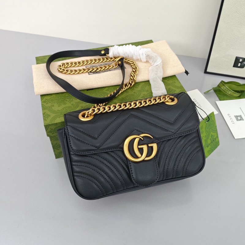 Gucci GG Marmont Black Quilted Shoulder Bag view