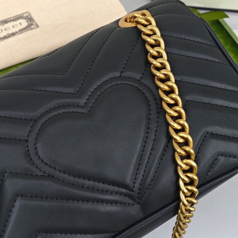 Gucci GG Marmont Black Quilted Shoulder Bag view