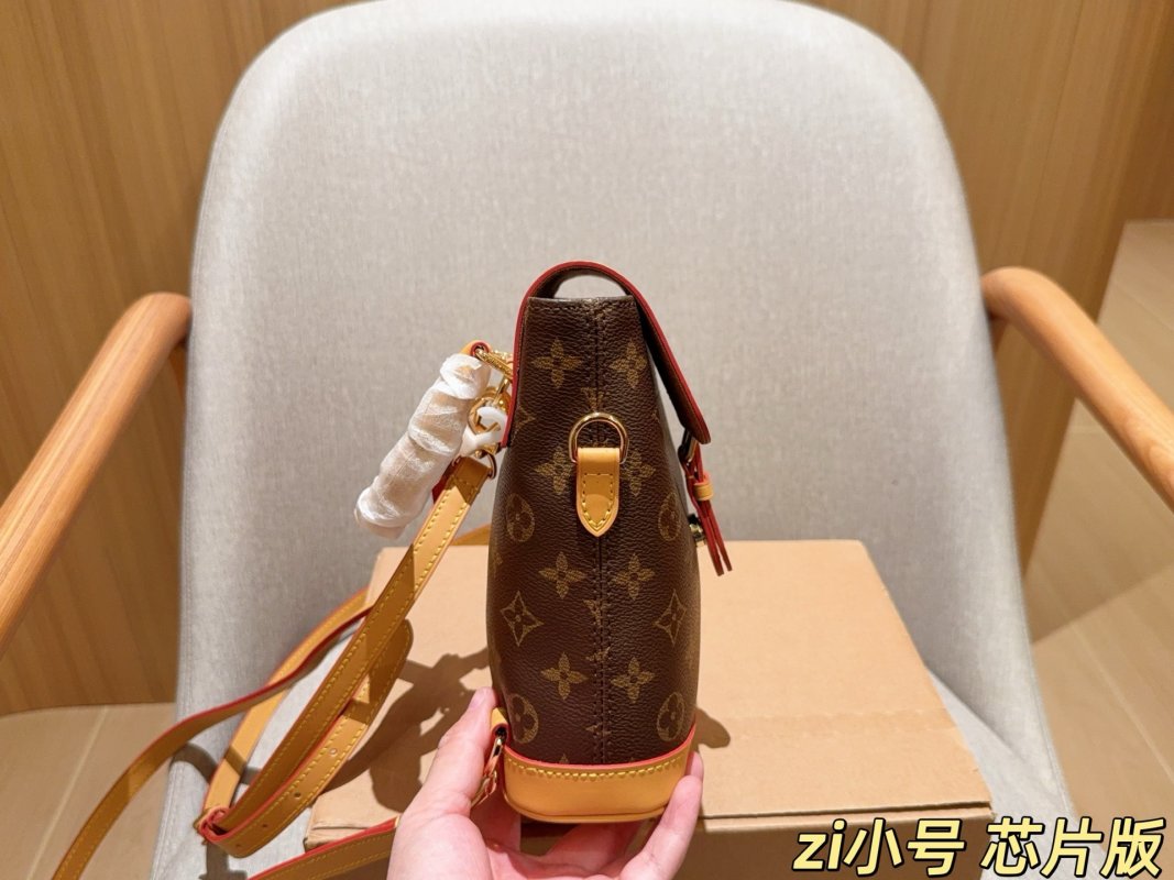 Louis Vuitton Soho Mini Backpack - Monogram Canvas view