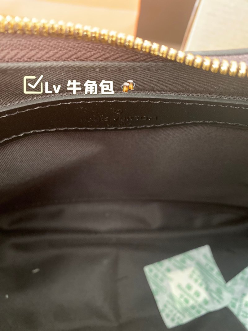 Louis Vuitton Monogram Canvas Shoulder Bag Brown view