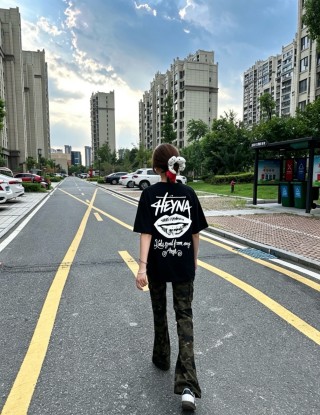 Stüssy Black Graphic Logo T-Shirt view 8