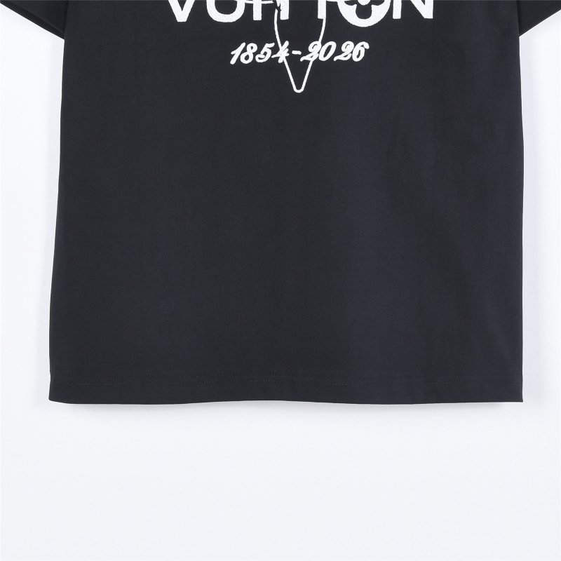 Louis Vuitton Monogram Print Black T-Shirt view