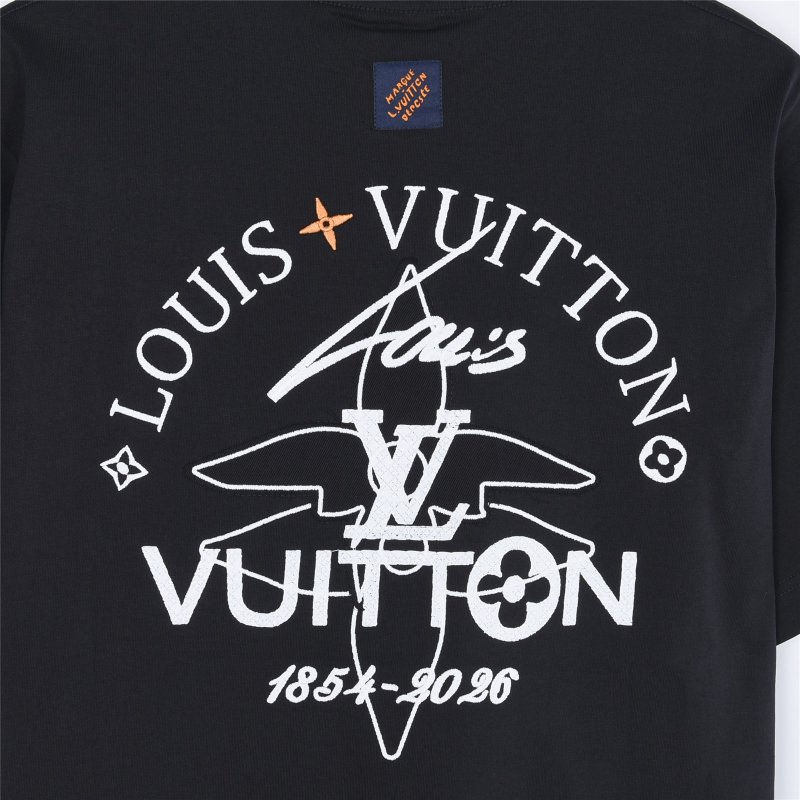 Louis Vuitton Monogram Print Black T-Shirt view