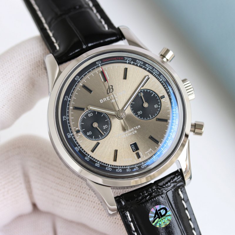 Breitling Navitimer Chronograph 42mm Silver Dial