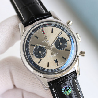 Breitling Navitimer Chronograph 42mm Silver Dial