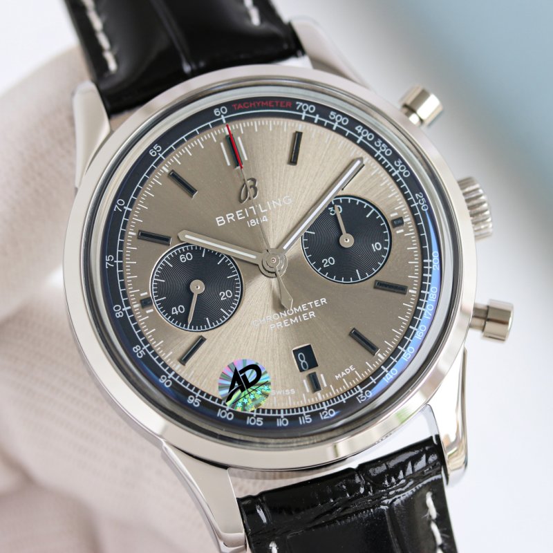 Breitling Navitimer Chronograph 42mm Silver Dial view