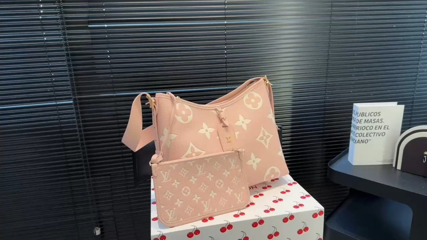 Louis Vuitton Monogram Canvas Shoulder Bag Pink