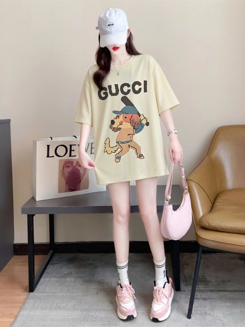 Gucci Cartoon Dog Graphic Cream T-Shirt view