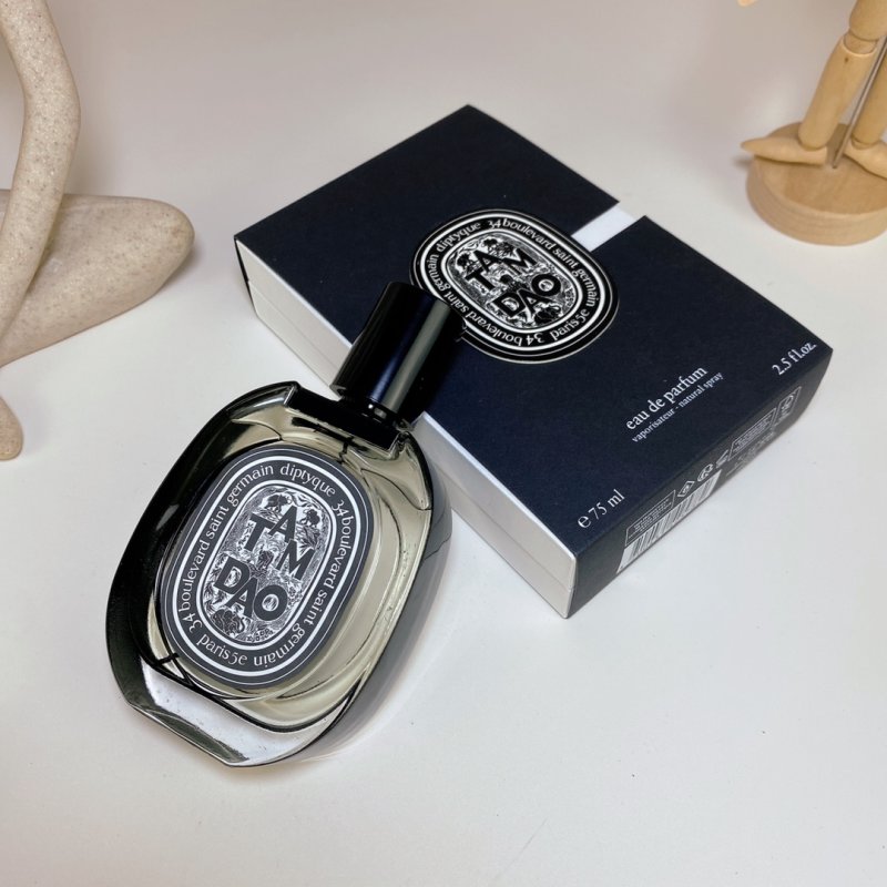 Diptyque Tam Dao Eau de Parfum 75ml Black Label view