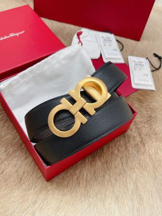 Salvatore Ferragamo Gancini Black Leather Belt Gold