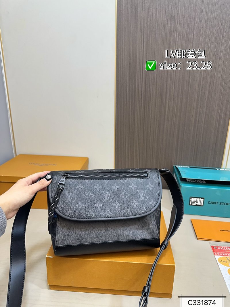 Louis Vuitton Monogram Messenger Bag Black view
