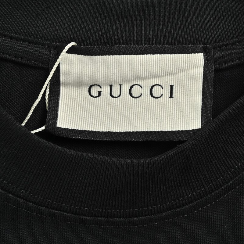 Gucci Striped Logo Black T-Shirt view