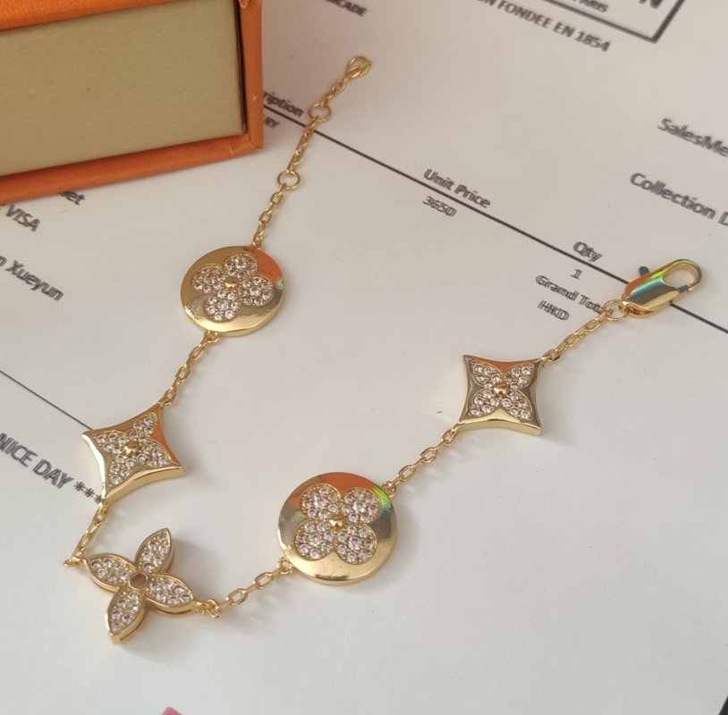 Louis Vuitton Star Flower Crystal Gold Bracelet view