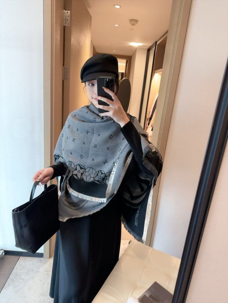Louis Vuitton Monogram Border Square Scarf Cream & Black 140cm view