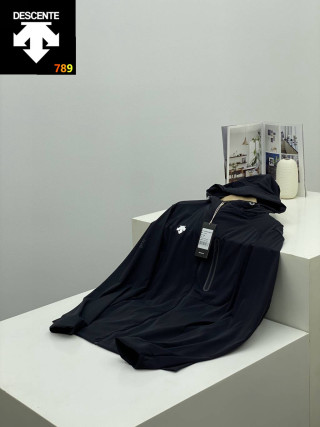 Descente Navy Hooded Lightweight Sun-Protection Jacket view 7
