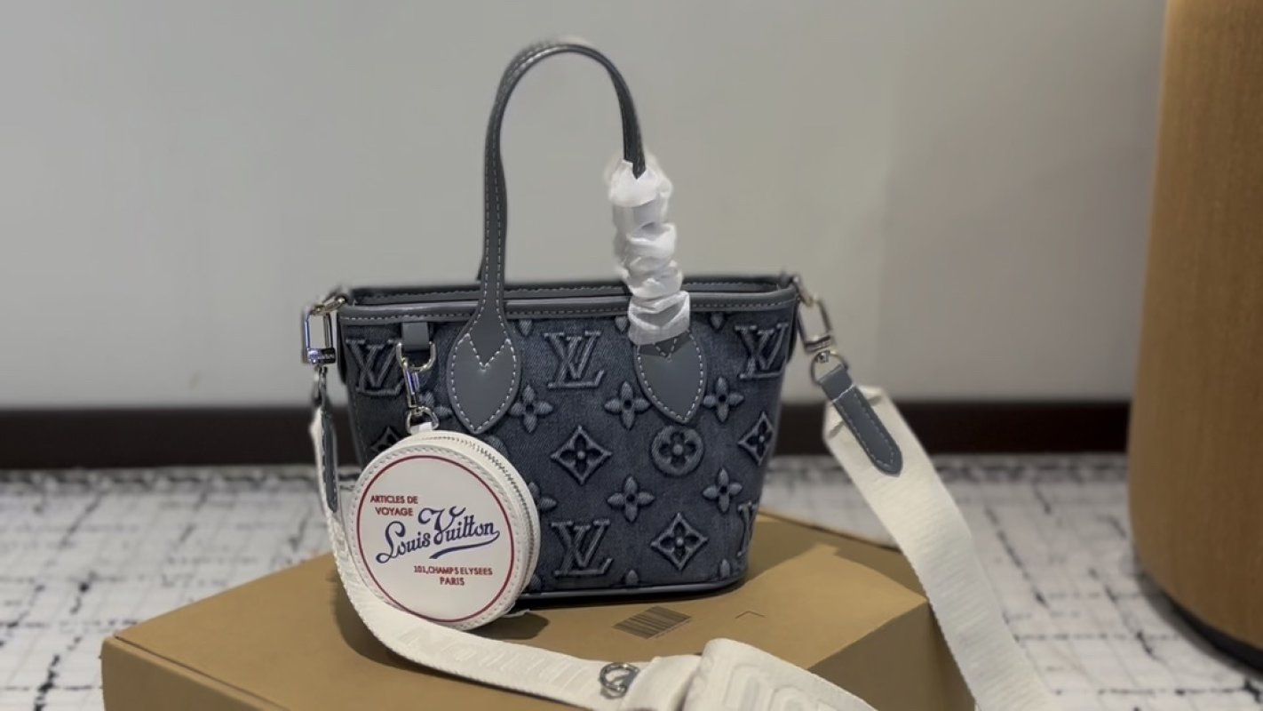 Louis Vuitton Monogram Empreinte Tote Bag Black