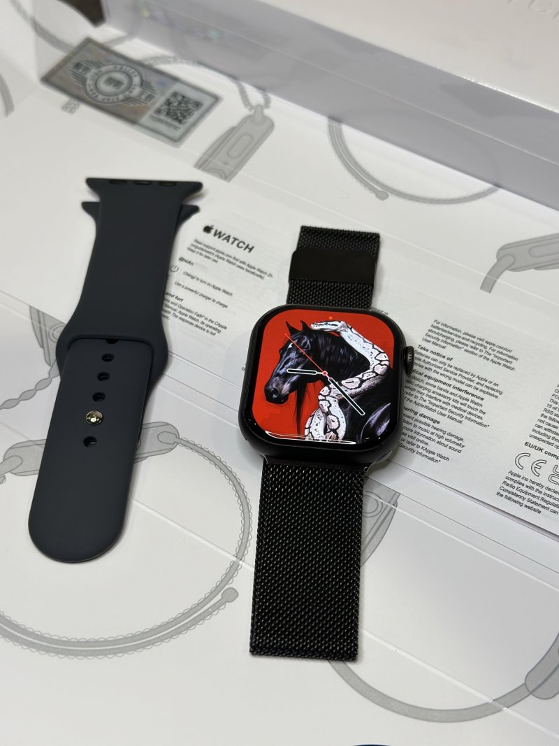 Apple Watch Series 10 Matte Black Titanium 46mm UA view