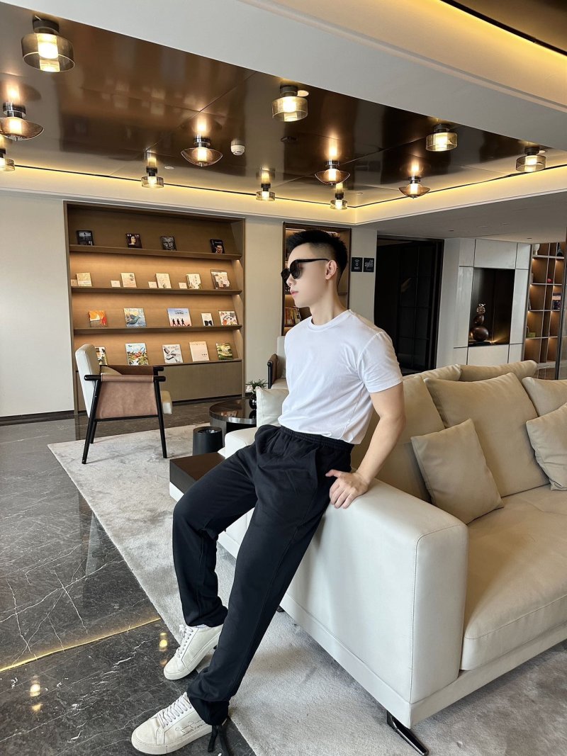 Essentials Fear of God Navy Jogger Pants view