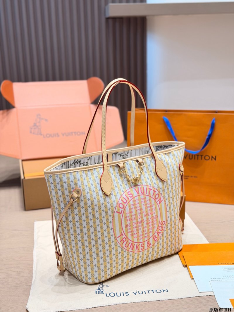 Louis Vuitton Neverfull MM Monogram Canvas Tote Bag view
