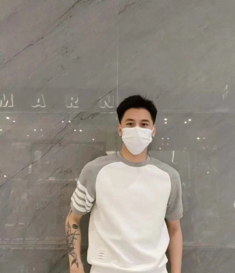 Cream Ribbed Short-Sleeve T-Shirt with Striped Sleeves view