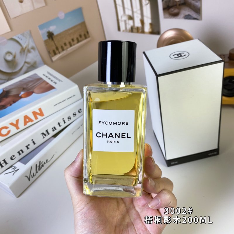 Chanel Sycomore Eau de Parfum 200ml view
