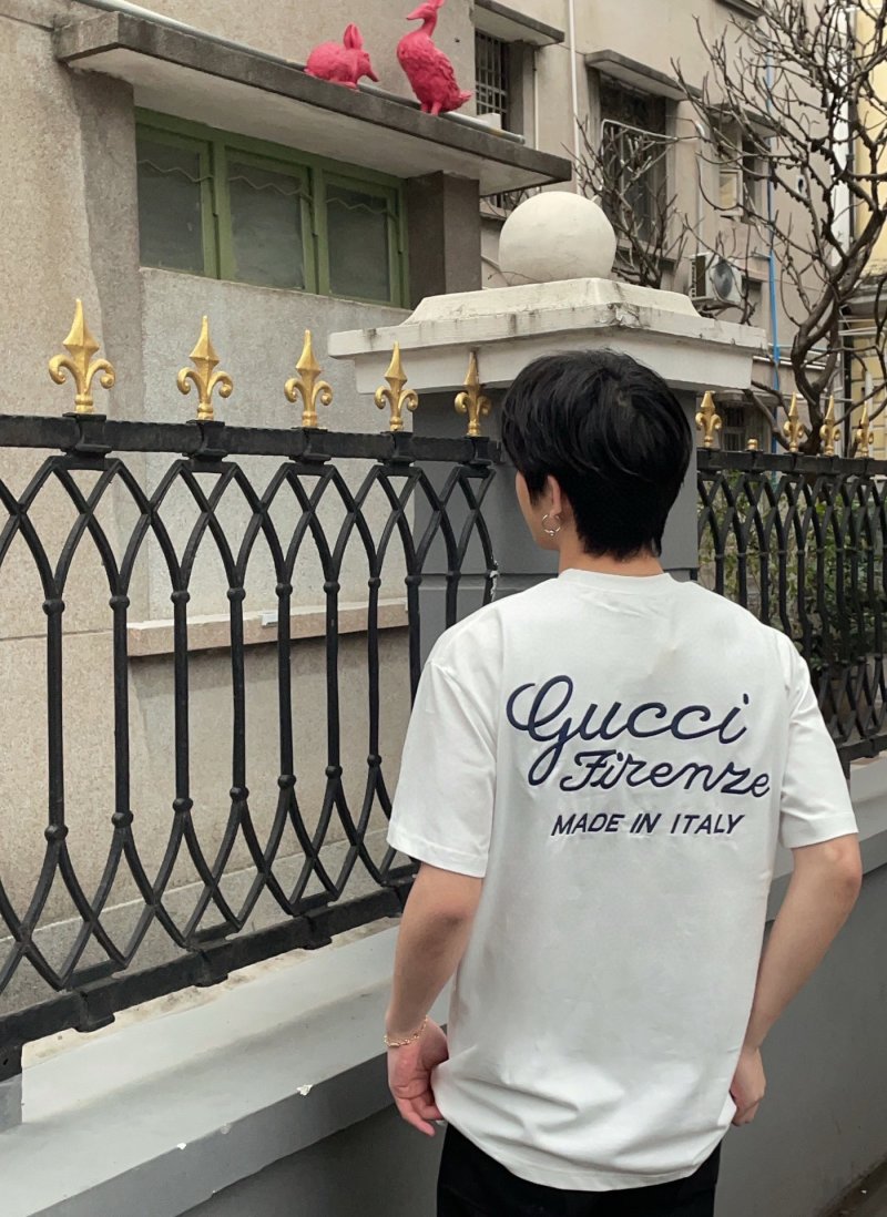 Gucci Firenze Script White T-Shirt