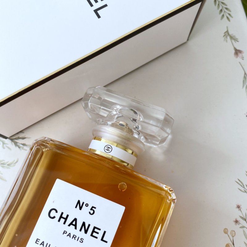 Chanel No.5 Eau de Parfum 100ml view