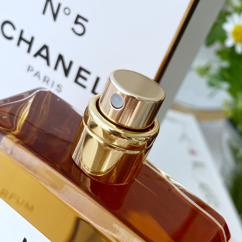 Chanel No.5 Eau de Parfum 100ml view