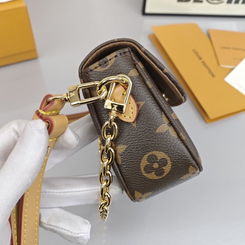 Louis Vuitton Ivy WOC Monogram Canvas Shoulder Bag view