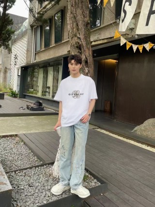Givenchy Logo White T-Shirt