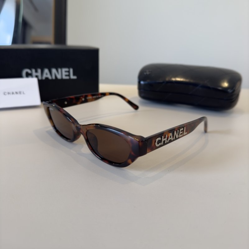 Chanel Tortoiseshell Oval Sunglasses Brown view