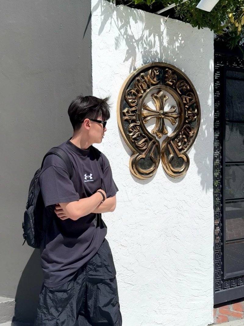 Under Armour Black Logo T-Shirt view
