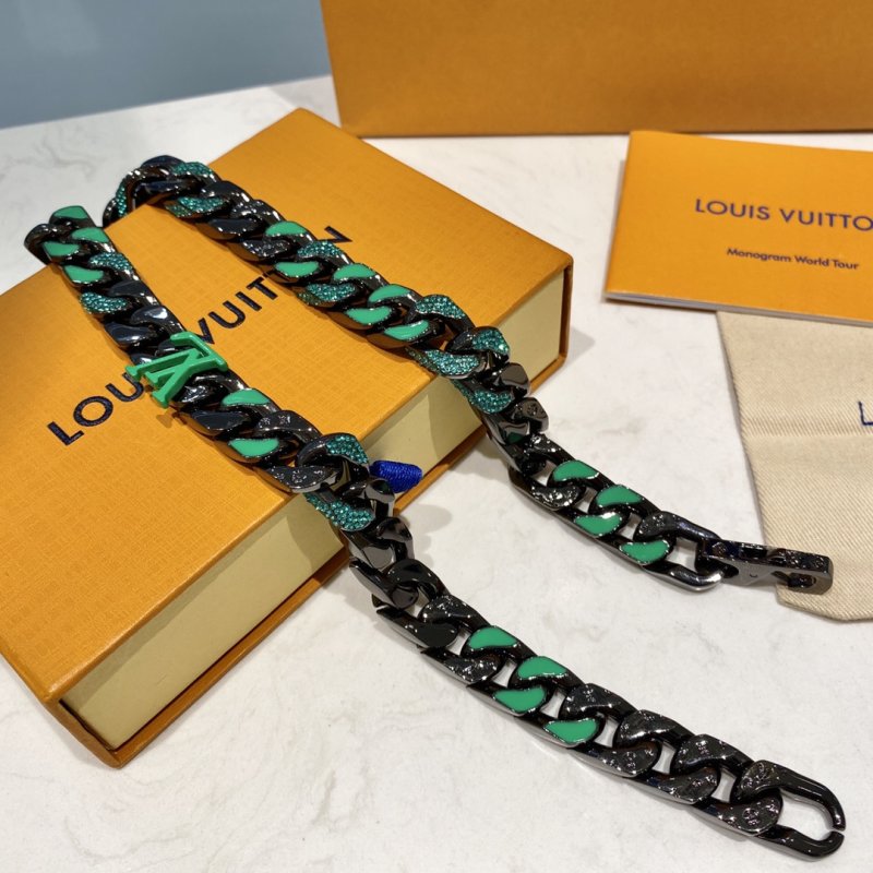 Louis Vuitton Chain Links Patches Green Black Bracelet view