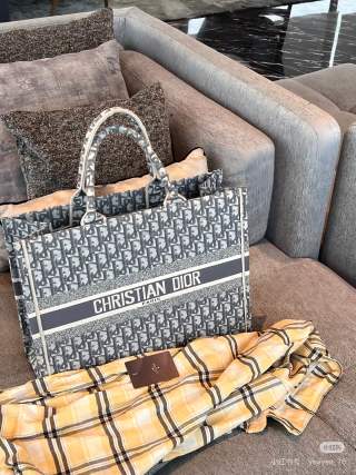 Christian Dior Book Tote Bag Navy Monogram Canvas view 2