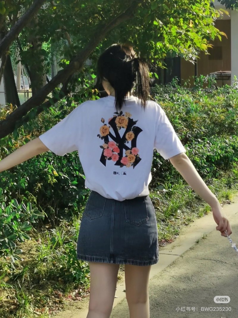 MLB Floral Back Print Oversized T-Shirt White view