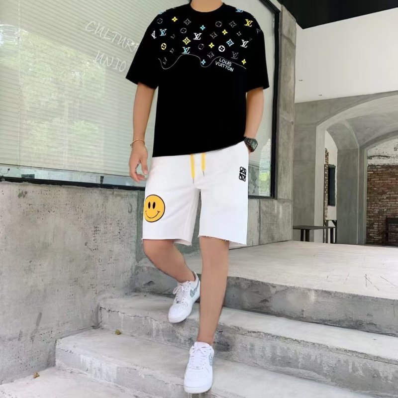 Louis Vuitton Monogram Black Short Sleeve T-Shirt view