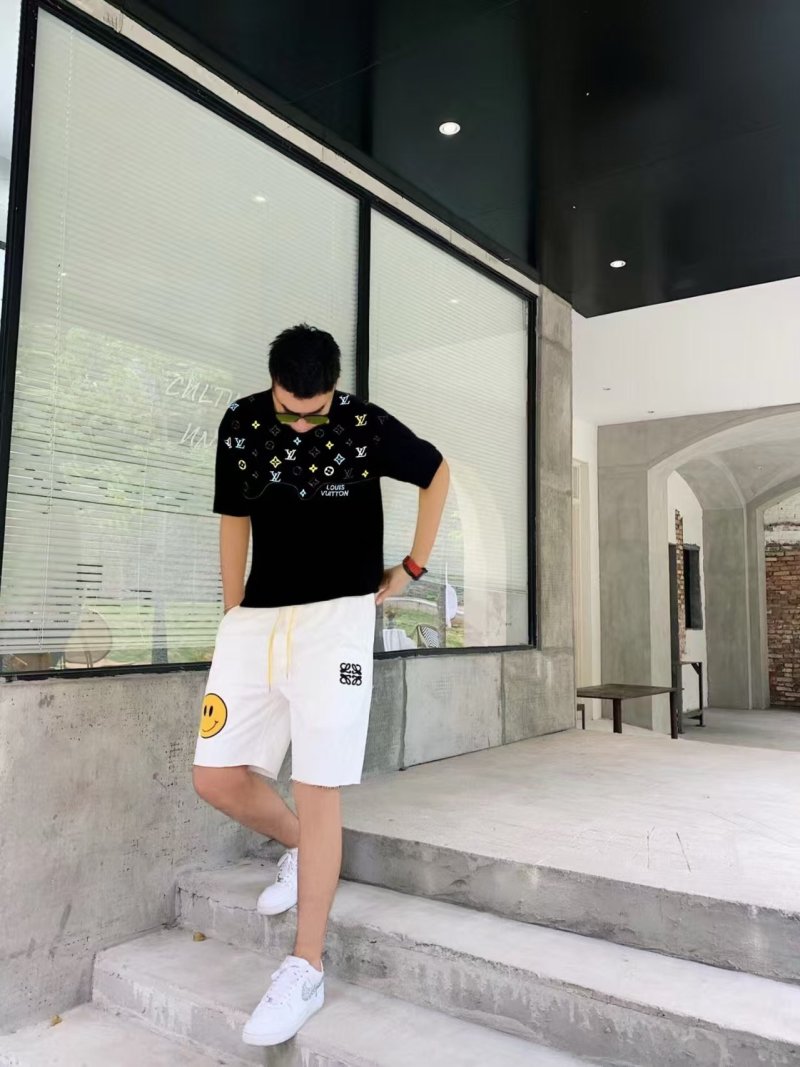 Louis Vuitton Monogram Black Short Sleeve T-Shirt view