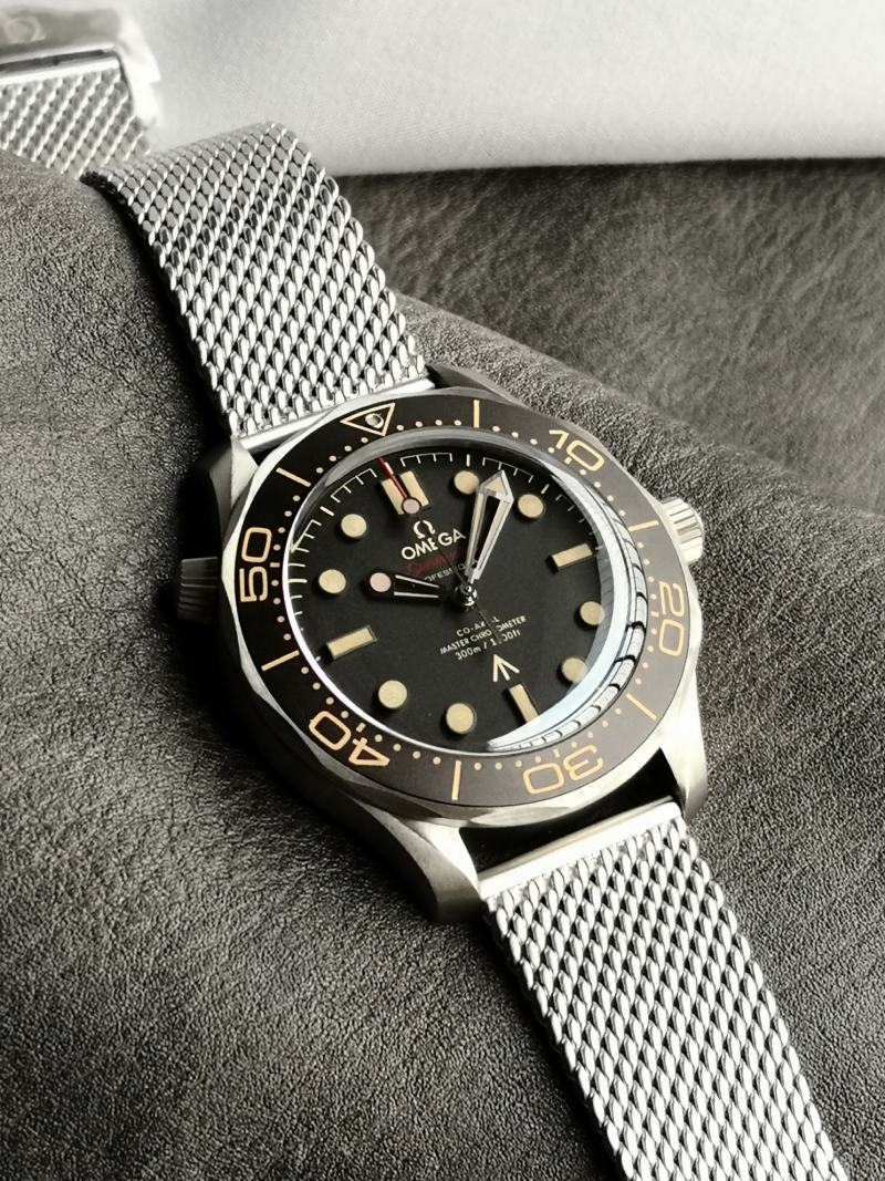 Omega Seamaster 42mm Black Dial Titanium Watch view