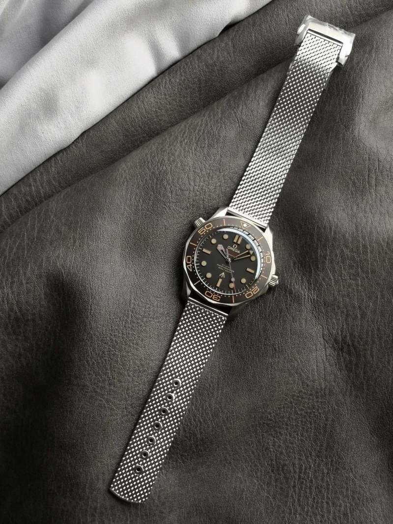 Omega Seamaster 42mm Black Dial Titanium Watch view