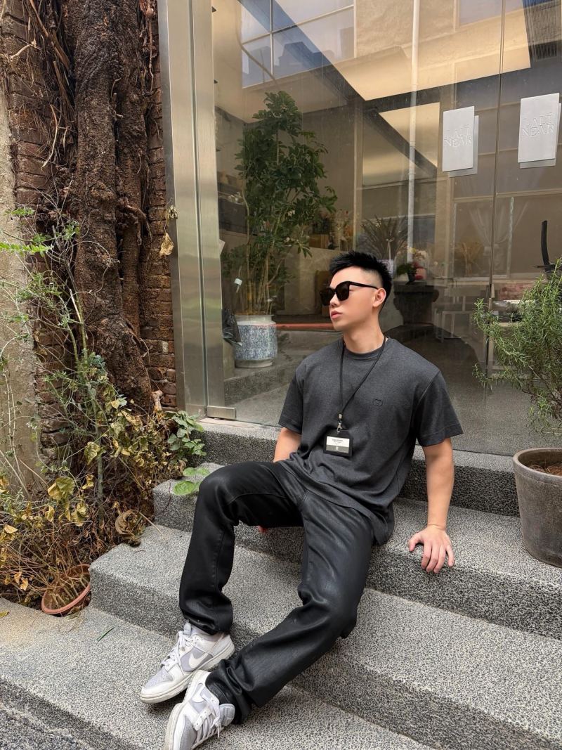 Gucci GG Embroidered T-Shirt Charcoal Grey view