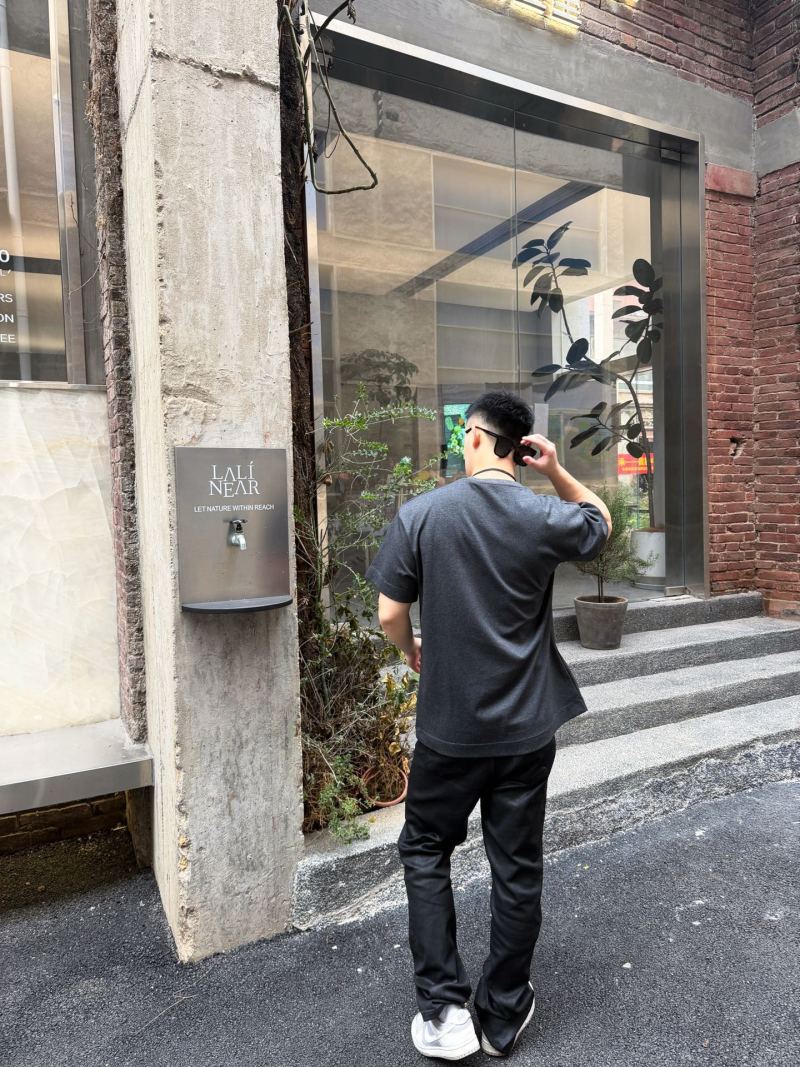 Gucci GG Embroidered T-Shirt Charcoal Grey view