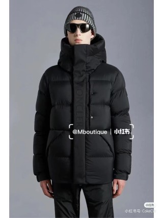 Black Puffer Down Jacket – Premium Winter Coat view 4